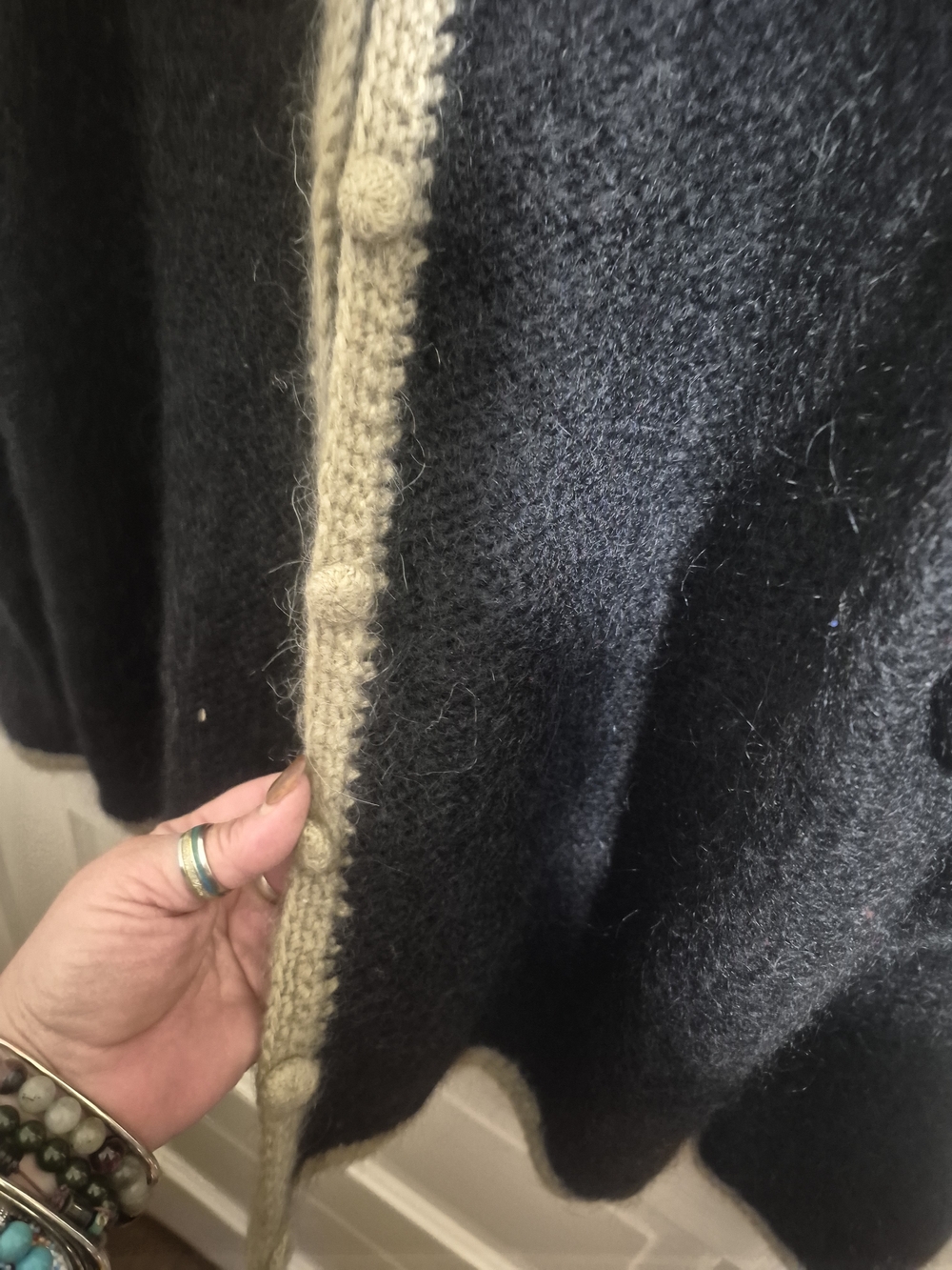 Vintage Pull Anna Fuzzy Knit Cardigan Black Beige Oversized XL 24.5” PTP - Picture 3 of 8
